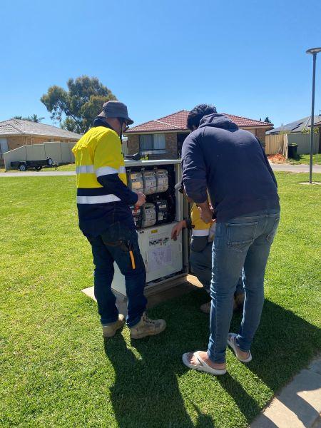 https://media.powercor.com.au/images/Mildura-inspection.jpg